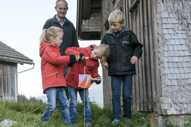 Digitale Schnitzeljagden sind ein Spass für die ganze Familie.